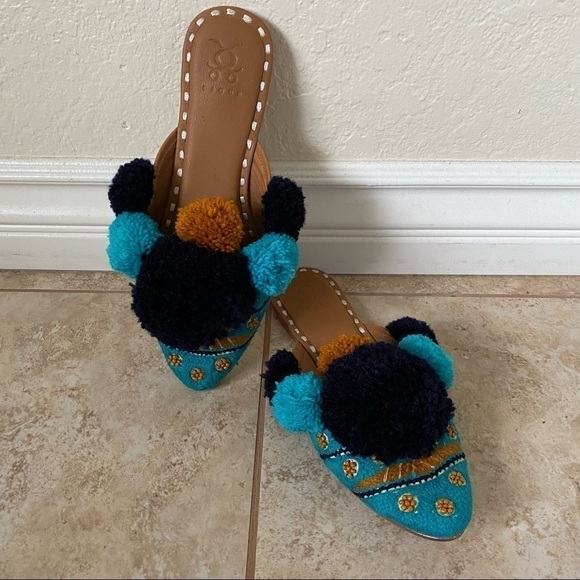 Figue x Free people Patterned Embroidered Accent Mules size 6 - Picture 2 of 8